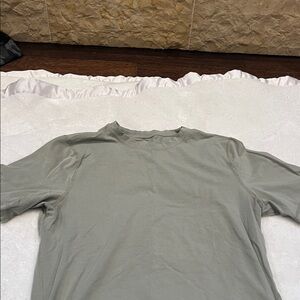 Vuori Men's Light Green Short Sleeve Tee